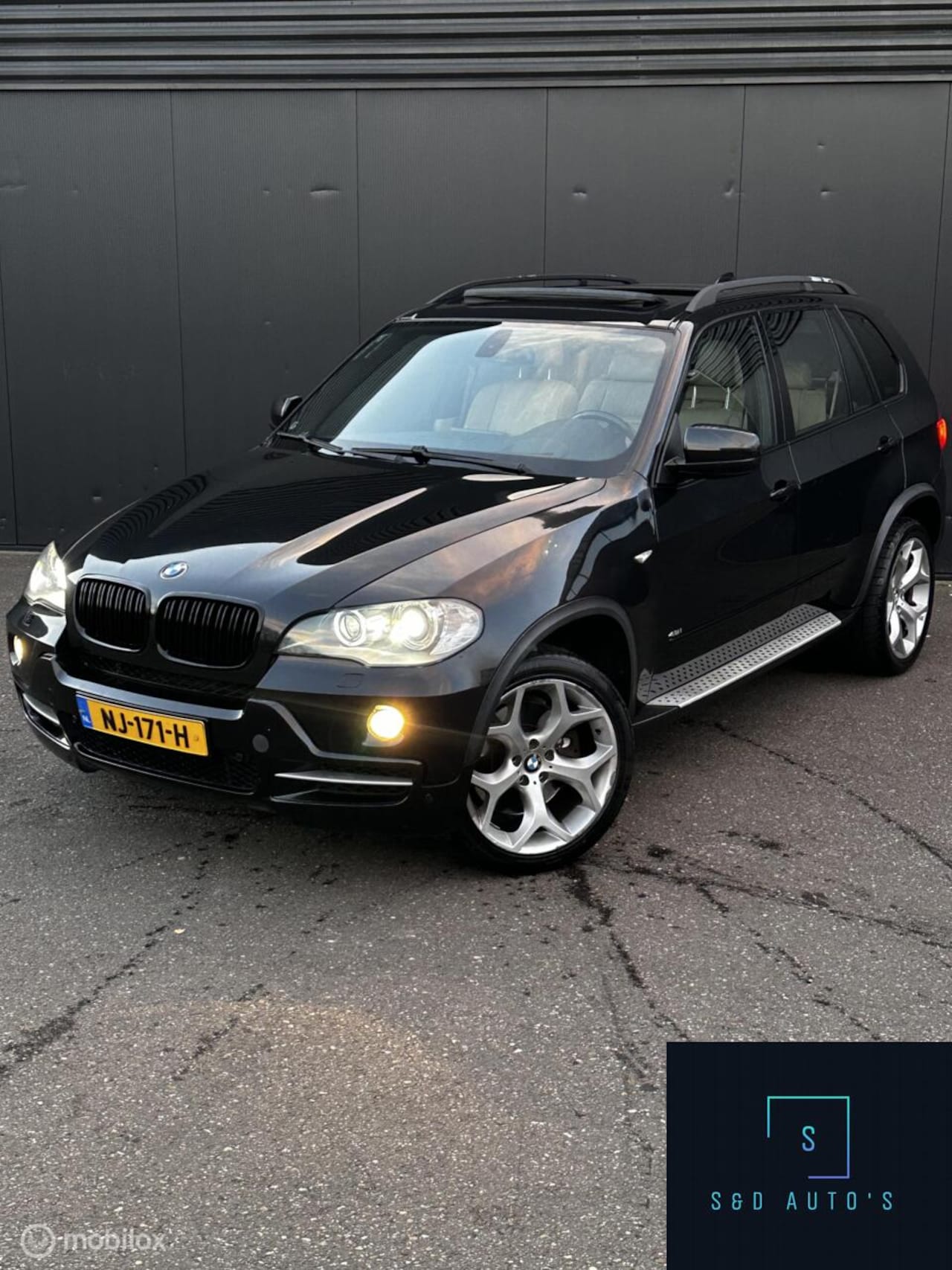 BMW X5 - xDrive48i Executive - AutoWereld.nl
