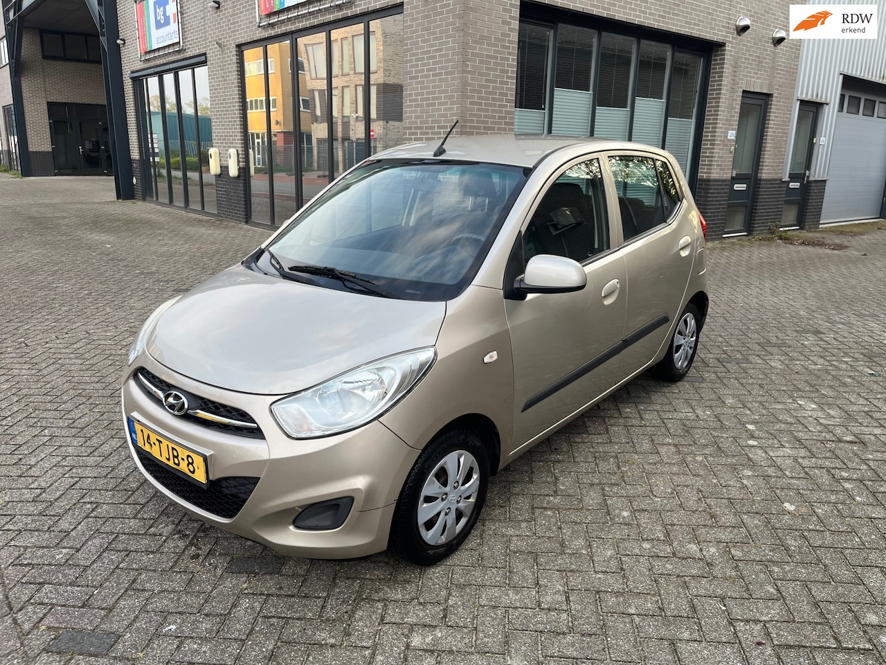 Hyundai i10 - 1.1 i-Drive Cool! AIRCO! NW DISTRIBUTIE! - AutoWereld.nl