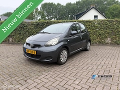 Toyota Aygo - 2011 | 137.000 km | APK | Zuinig & betaalbaar