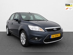 Ford Focus - 1.6 Ghia / Automaat / Sedan / Dealer onderhouden / 2Eigenaar
