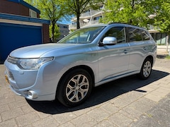 Mitsubishi Outlander - 2.0 PHEV Instyle