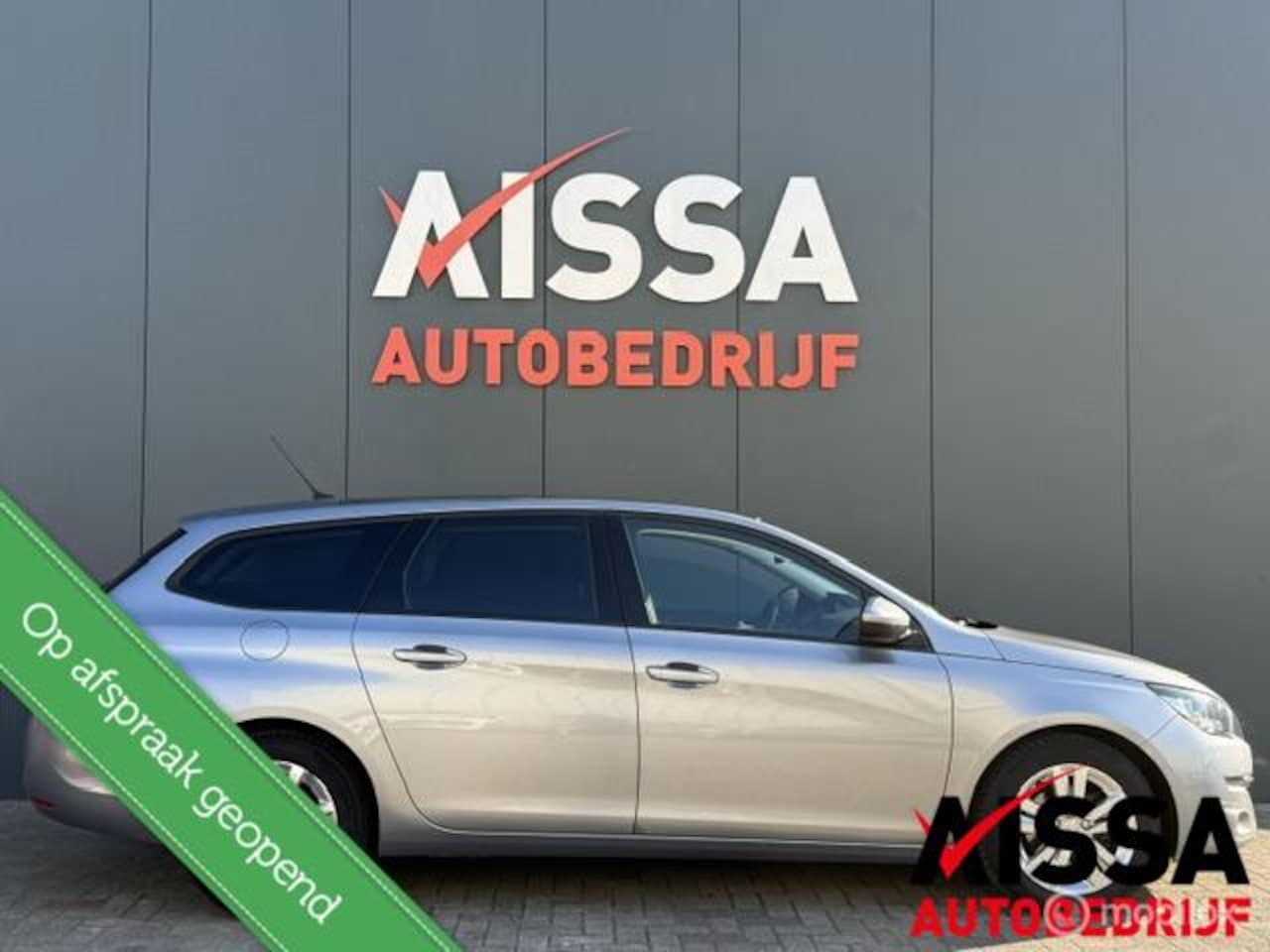 Peugeot 308 SW - 1.6 BlueHDI Blue Lease Executive Pano-dak Camera Navi Ecc Cruise Clima Led Apple Carplay P - AutoWereld.nl