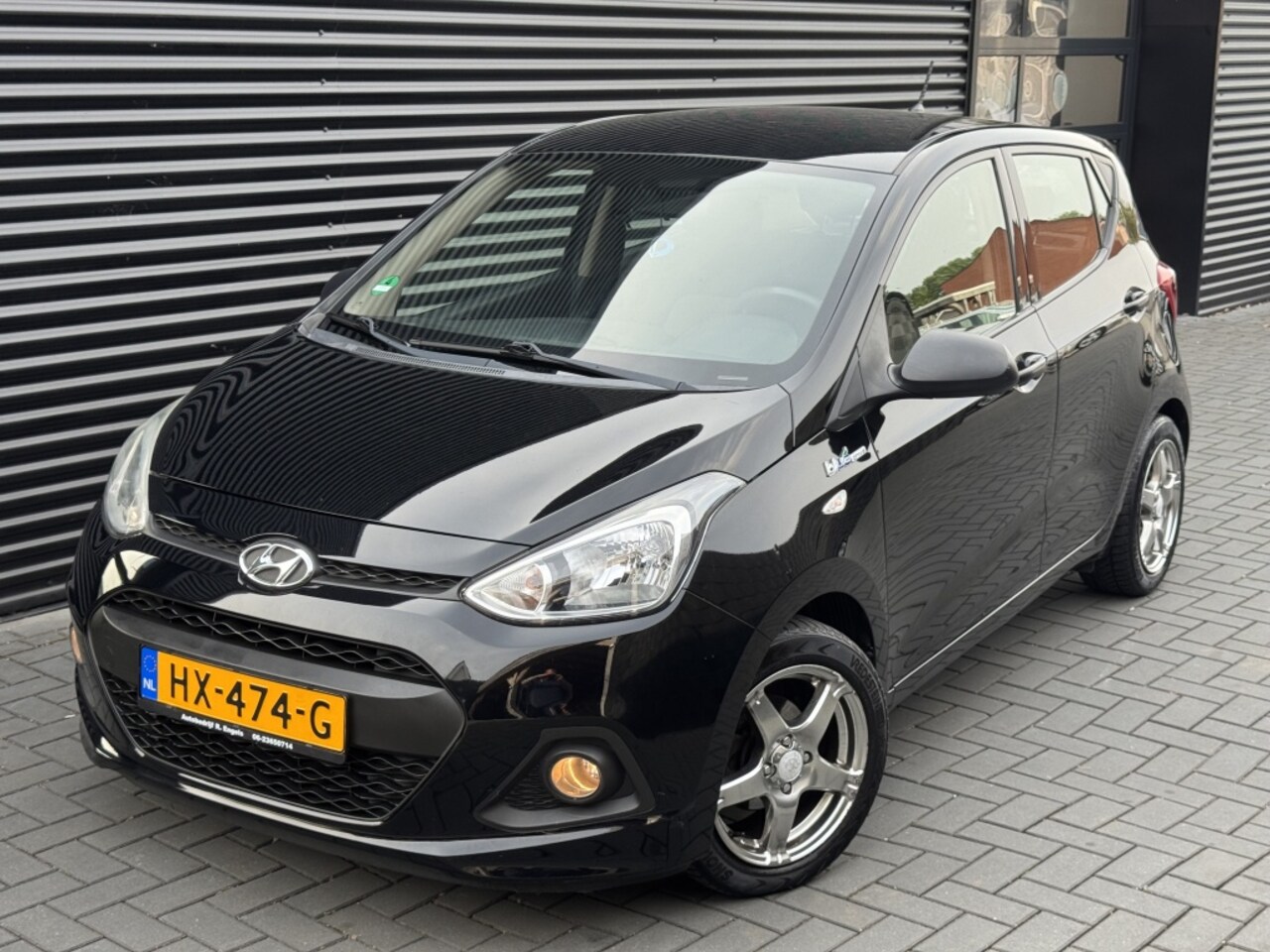 Hyundai i10 - 1.0i i-Motion| ZWART| CLIMA| TREKHAAK| 2016| NAP - AutoWereld.nl