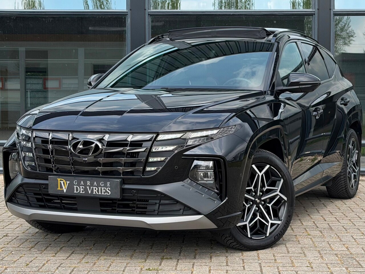 Hyundai Tucson - 1.6 T-GDI HEV N Line Sky Panoramadak 1650KG Trekgewicht Full Option Garantie - AutoWereld.nl