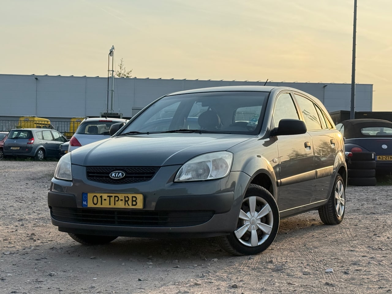Kia Rio - 1.4 X-pect/INRUILKOOPJE - AutoWereld.nl