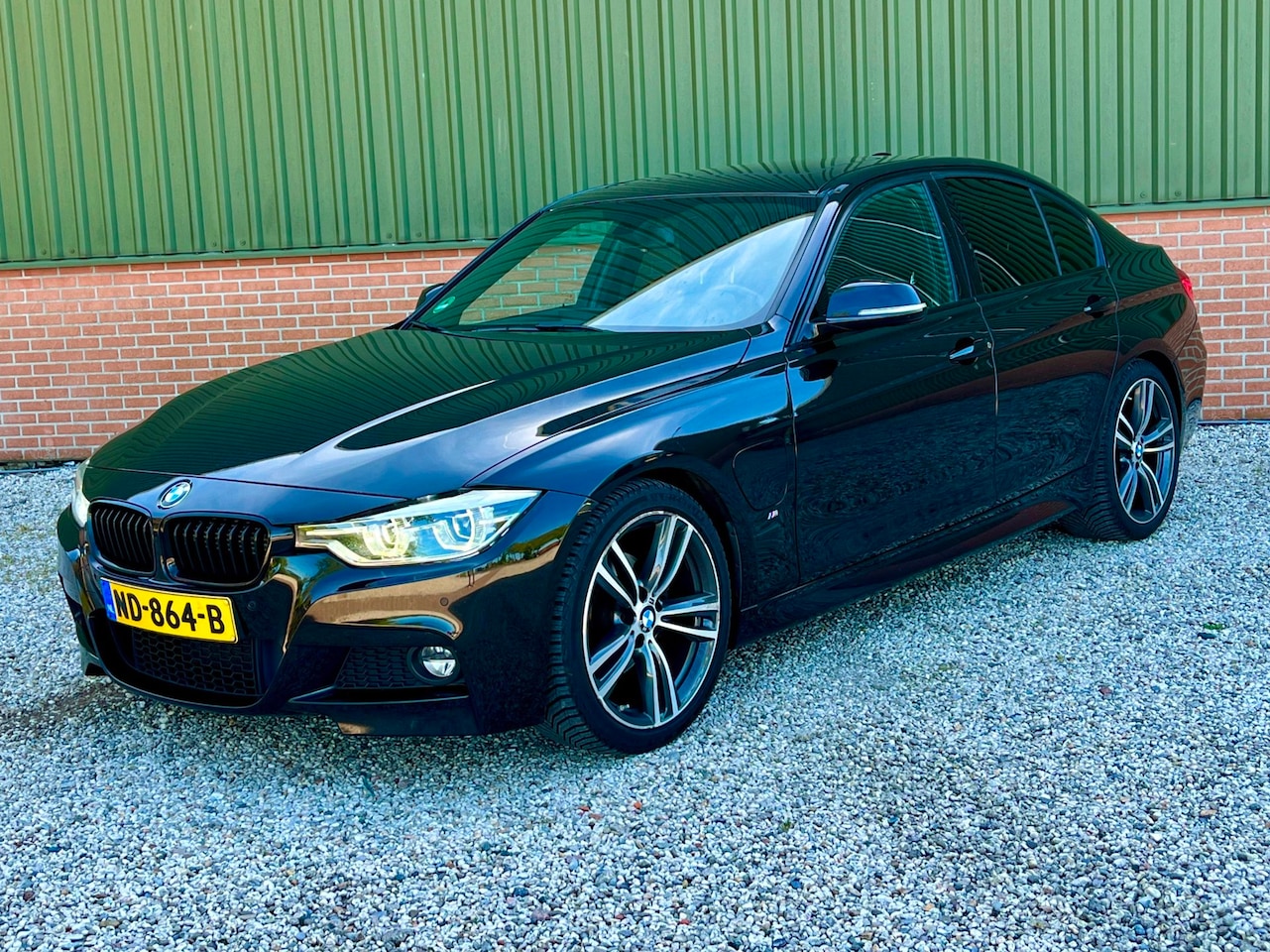 BMW 3-serie - 330e High Executive M Sport - AutoWereld.nl