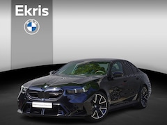 BMW M5 - Sedan Bowers & Wilkins Surround Sound System | Glazen panoramadak | Driving Assistant Prof