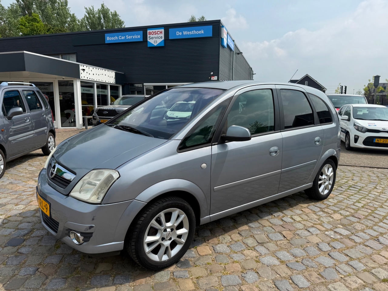 Opel Meriva - 1.6-16V Cosmo Zéér lage km-stand!!! - AutoWereld.nl