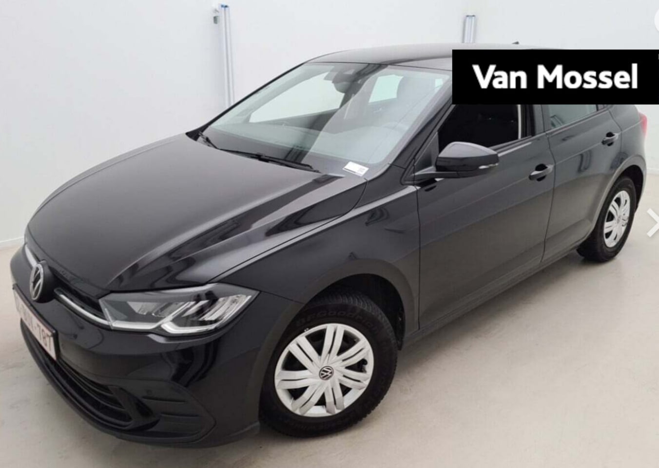 Volkswagen Polo - 1.0 TSI Life 95 PK | Airco | Parkeersensoren voor + achter | Digitaal Dashbord | Cruise Co - AutoWereld.nl