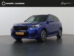 BMW X1 - xDrive25e | M-Pakket | Curved Display | Sportstoelen | Camera | DAB | Apple Carplay/Androi