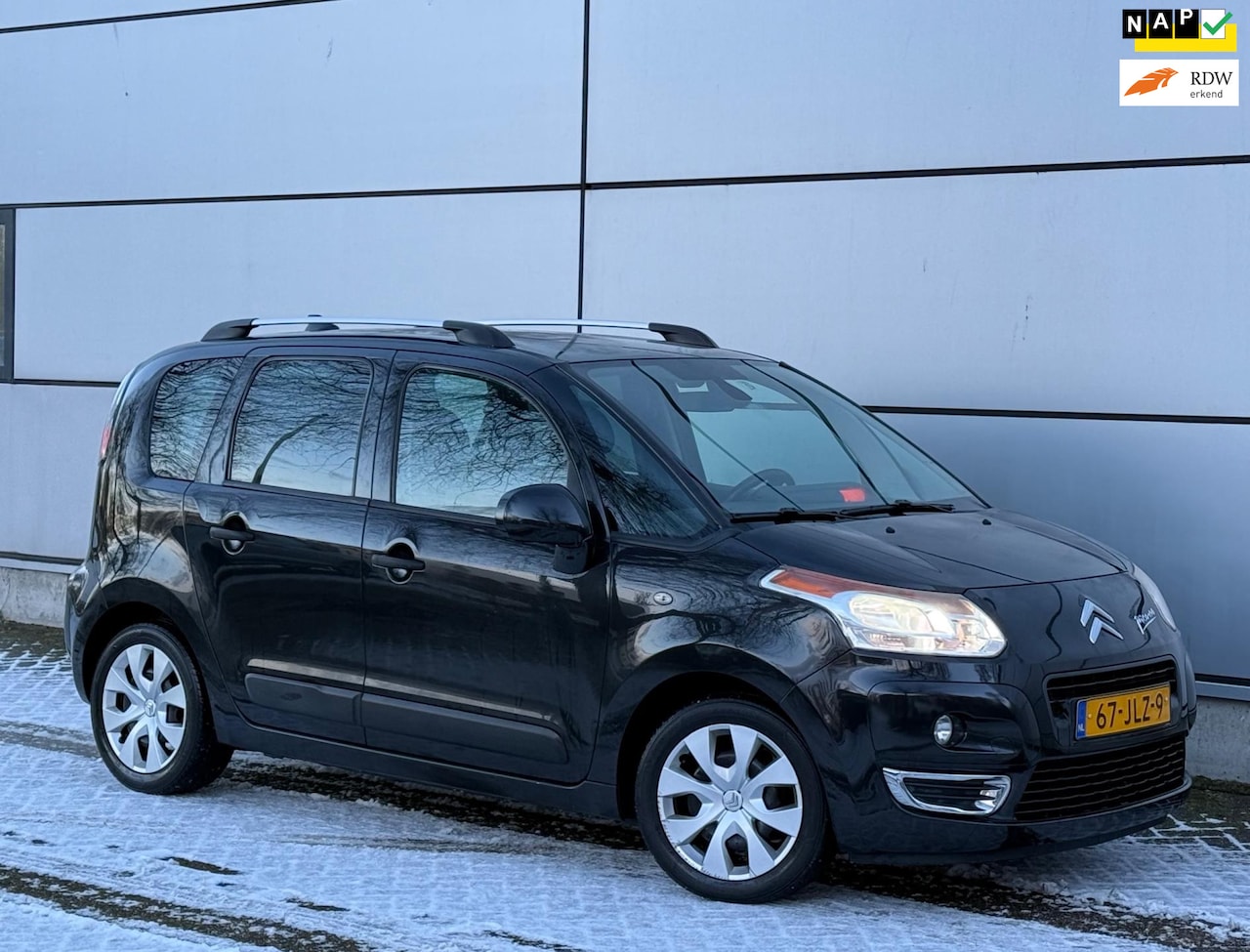 Citroën C3 Picasso - 1.4 VTi Aura Navi |Clima |Trekhaak |Nap |Boekjes - AutoWereld.nl