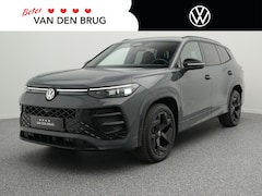 Volkswagen Tayron - R-Line 1.5 eHybrid 204 PK | LED Plus | DCC | 360 Camera | Side Assist | Trekhaak | Black S