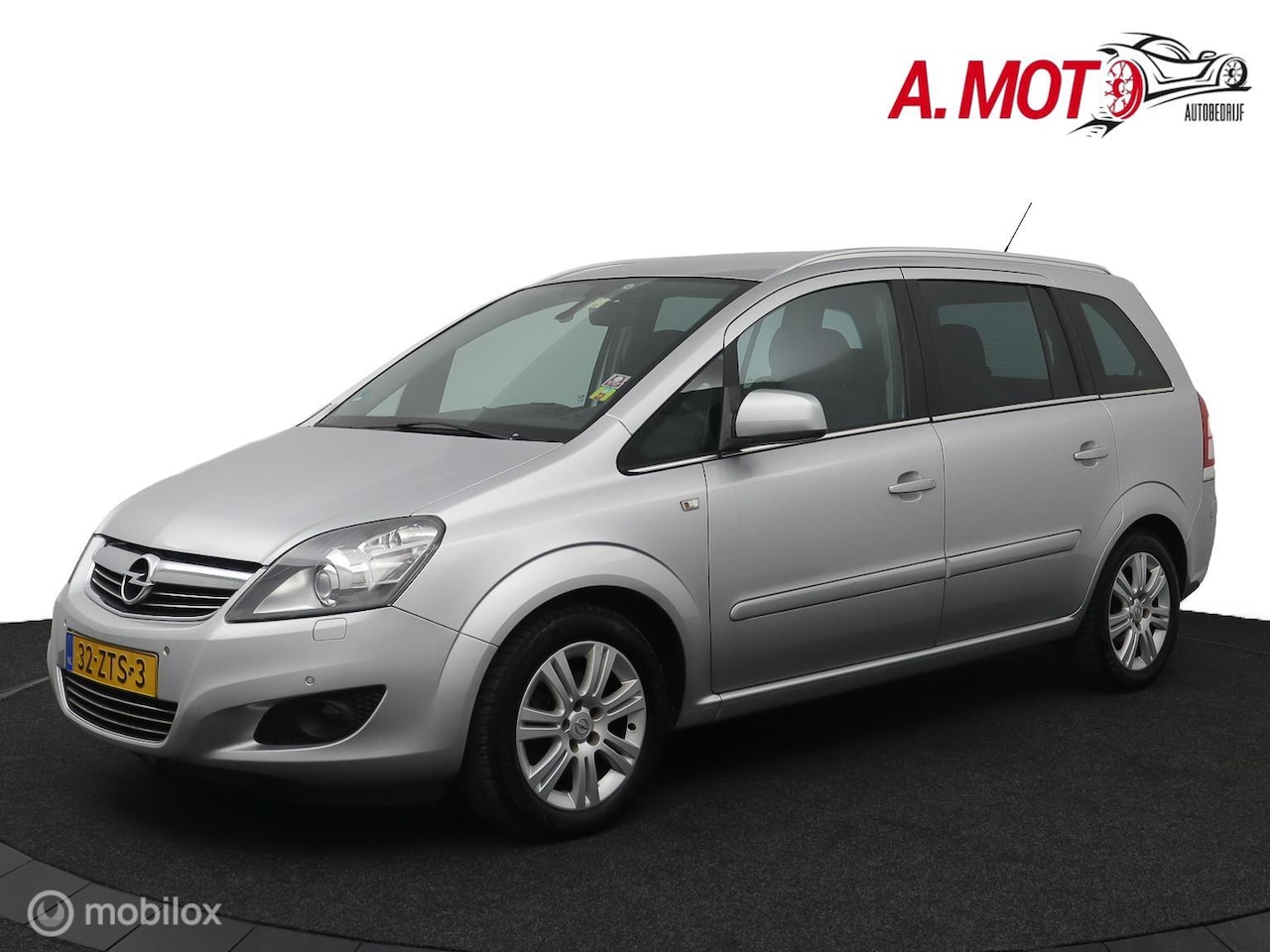 Opel Zafira - 1.6 Cosmo / apk 02 2027 / 7 personen - AutoWereld.nl