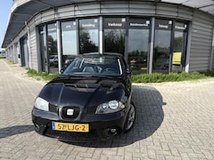 SEAT Ibiza - 1.4-16V 101 PK VOL Leder Climate 17 Inch