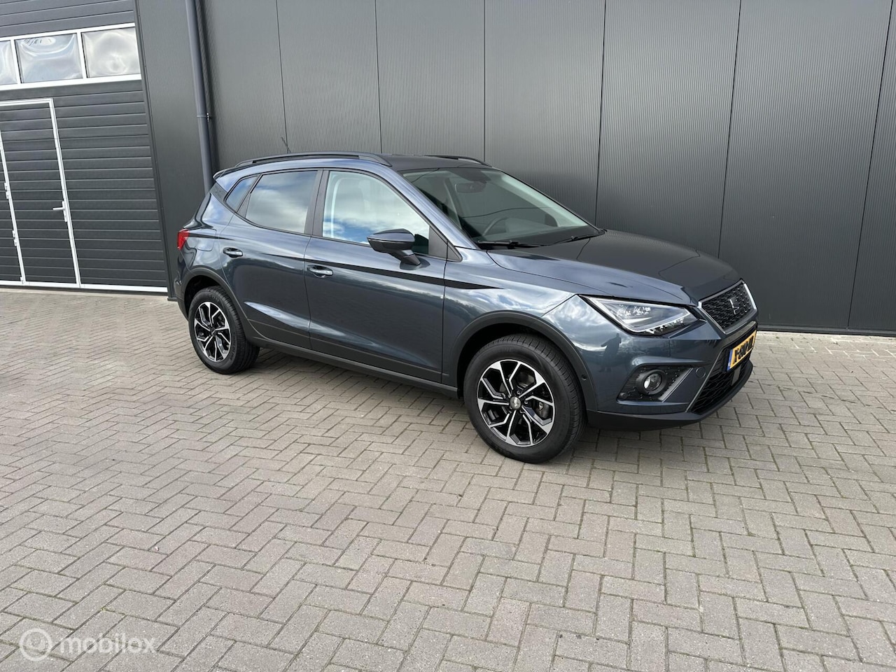 SEAT Arona - 1.0 TSI Style Automaat Carplay Camera Led - AutoWereld.nl