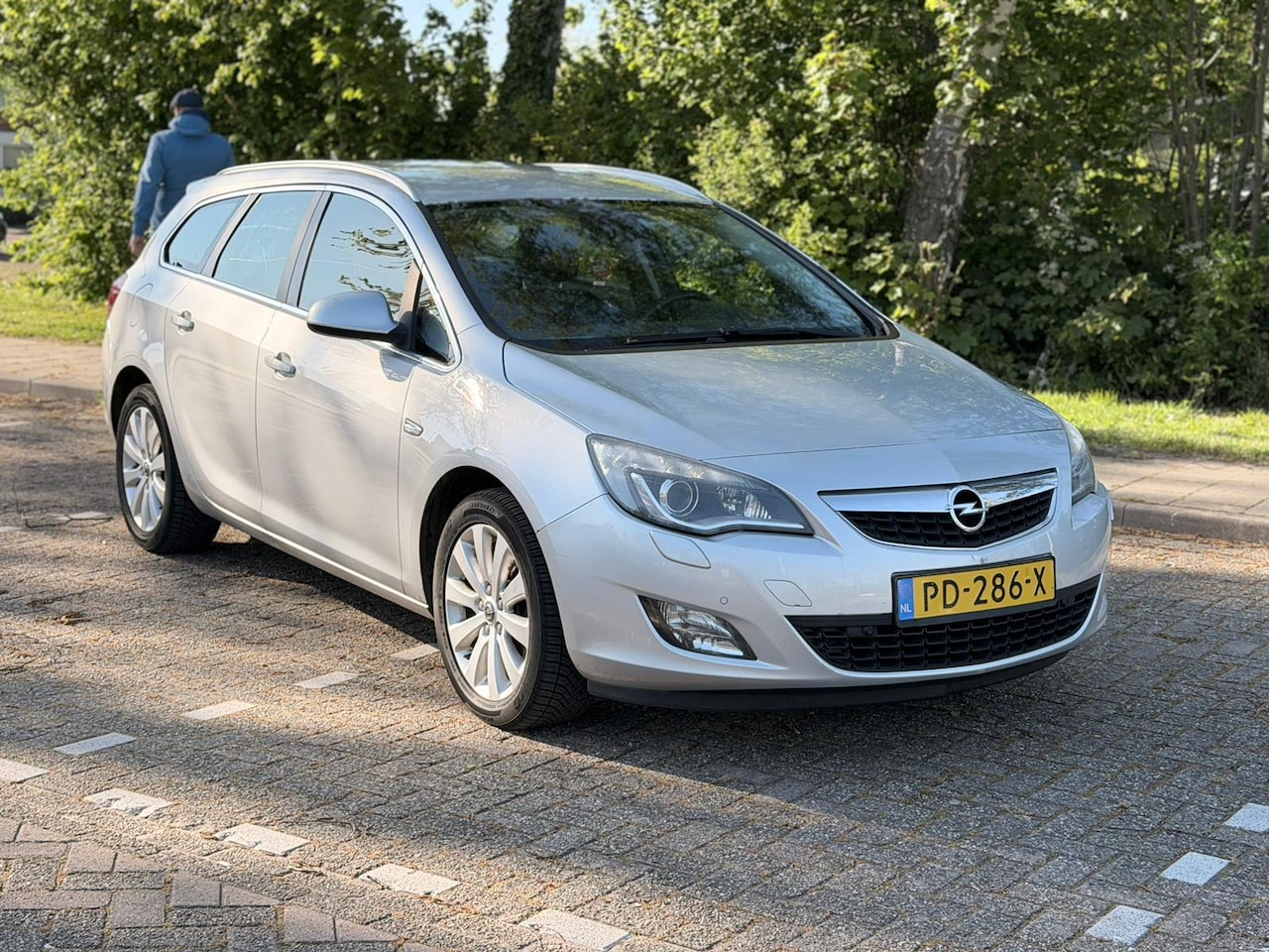 OPEL ASTRA SPORTS TOURER