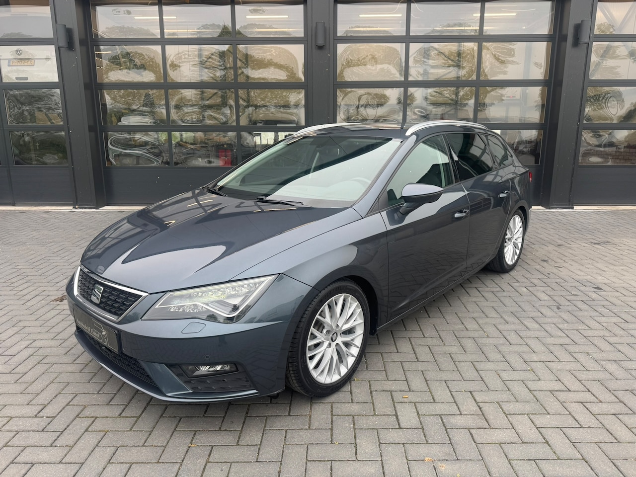 SEAT Leon ST - 1.0 TSI Carplay / Beats audio - AutoWereld.nl