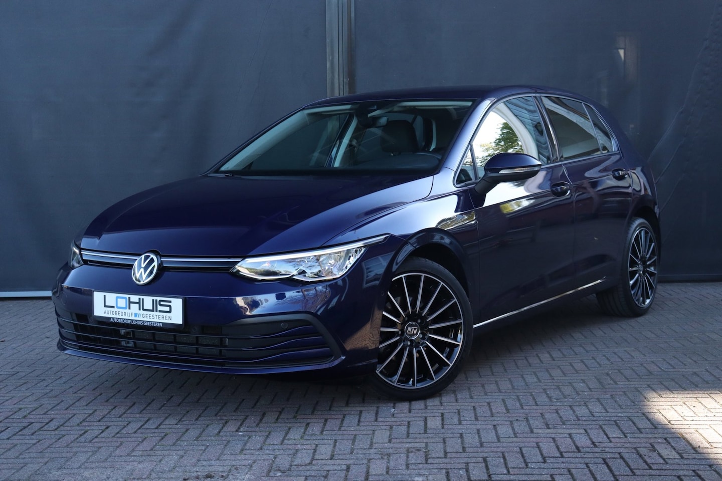 Volkswagen Golf - 1.5 TSI Life| ACC | VIRTUAL |CARPLAY | 18" INCH LMV | - AutoWereld.nl
