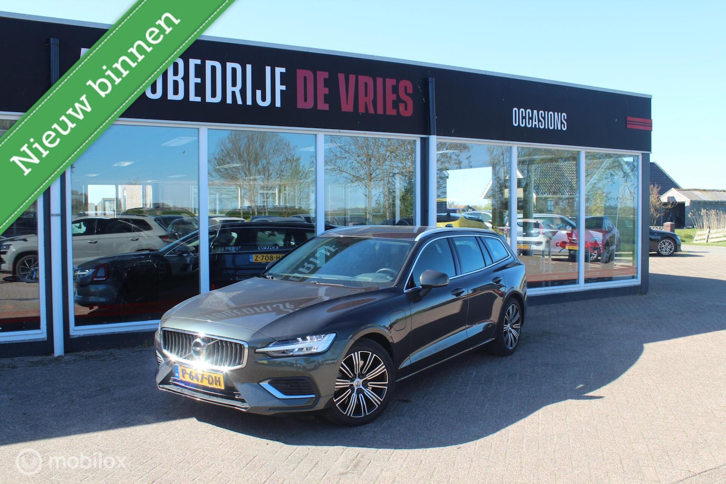 Volvo V60 - 2.0 T6 Recharge AWD Inscription Leder Trekhaak NAP - AutoWereld.nl