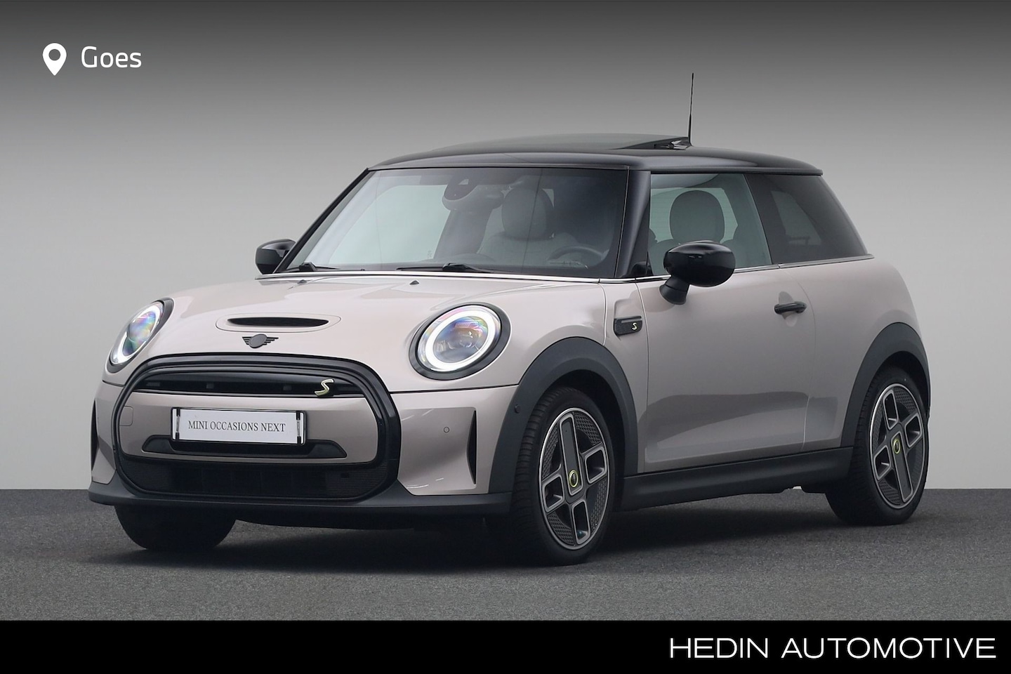 MINI Mini-Electric - Electric Collection 33 kWh | Stuurwielrand Verwarmd | Comfort Access | Achteruitrijcamera - AutoWereld.nl