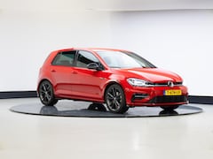 Volkswagen Golf - 1.5 TSI Highline Business R | Trekhaak | Camera |