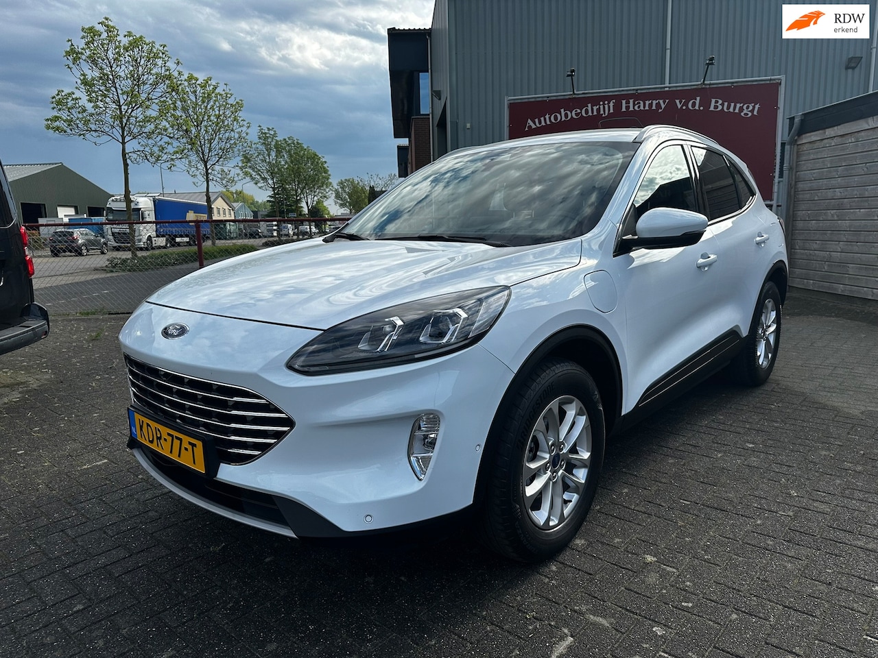 Ford Kuga - 2.5 PHEV Titanium X | Navigatie | Camera | Adaptive Cruise Control - AutoWereld.nl