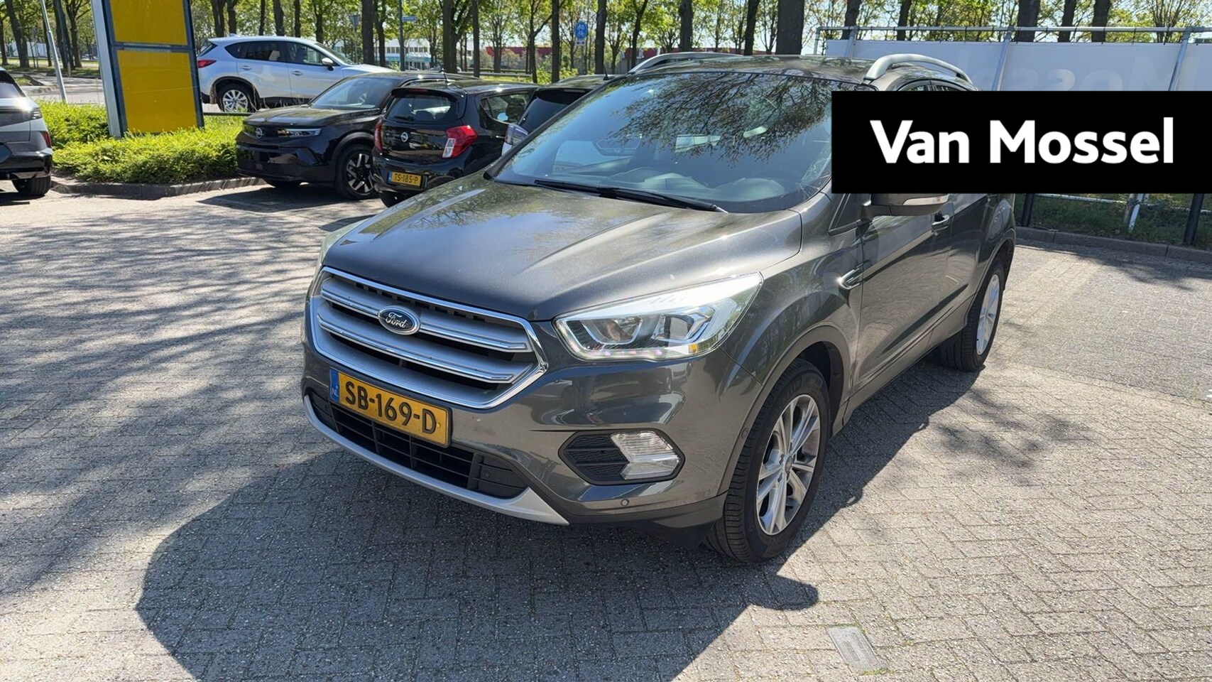 Ford Kuga - 1.5 EcoBoost Titanium | Stoel en voorruitverwarming | Elektrische trekhaak | - AutoWereld.nl