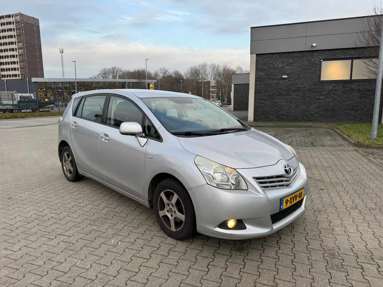 Toyota Verso - 1.6 VVT-i Aspiration 7p. 1.6 VVT-i Aspiration 7p. - AutoWereld.nl