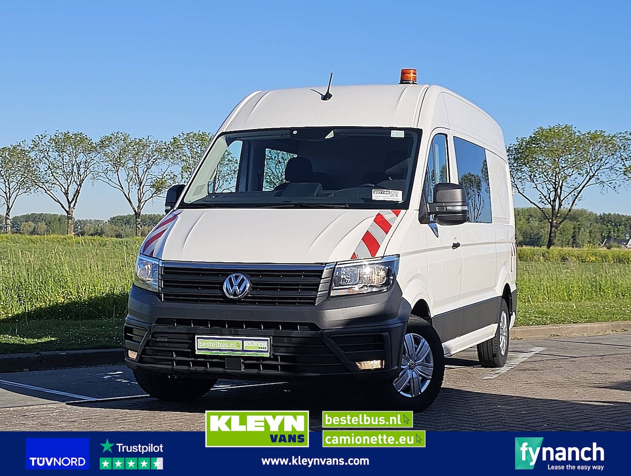 Volkswagen Crafter - 2.0 L3H3 Navi Euro6 AC! - AutoWereld.nl