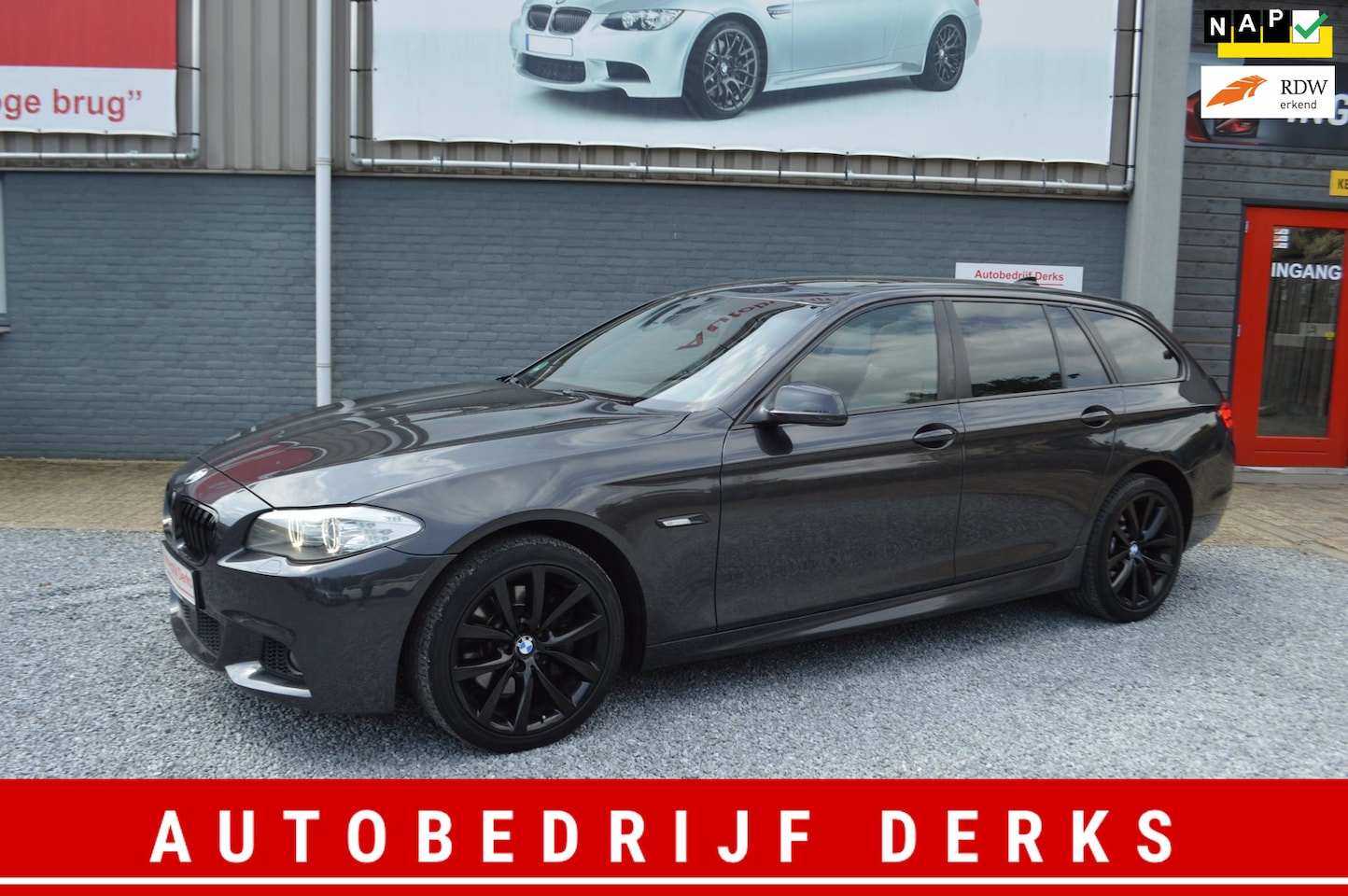 BMW 5-serie Touring - 528i High Executive M-Pakket Airco Leer NAVI Panorama Dak - AutoWereld.nl