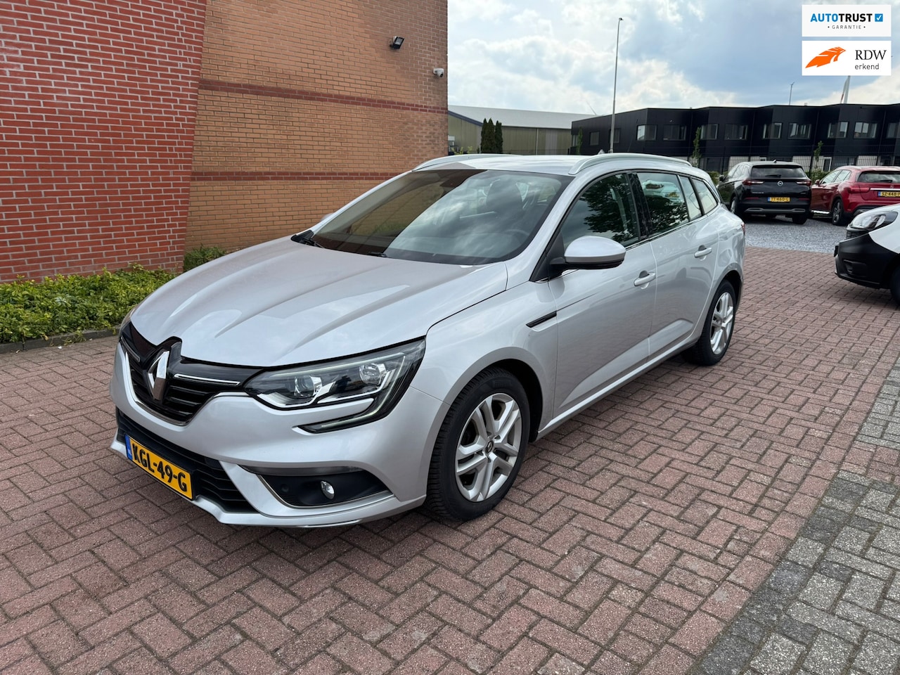 Renault Mégane Estate - 1.5 dCi Zen 1.5 dCi Zen, Automaat, Euro 6, Marge, - AutoWereld.nl