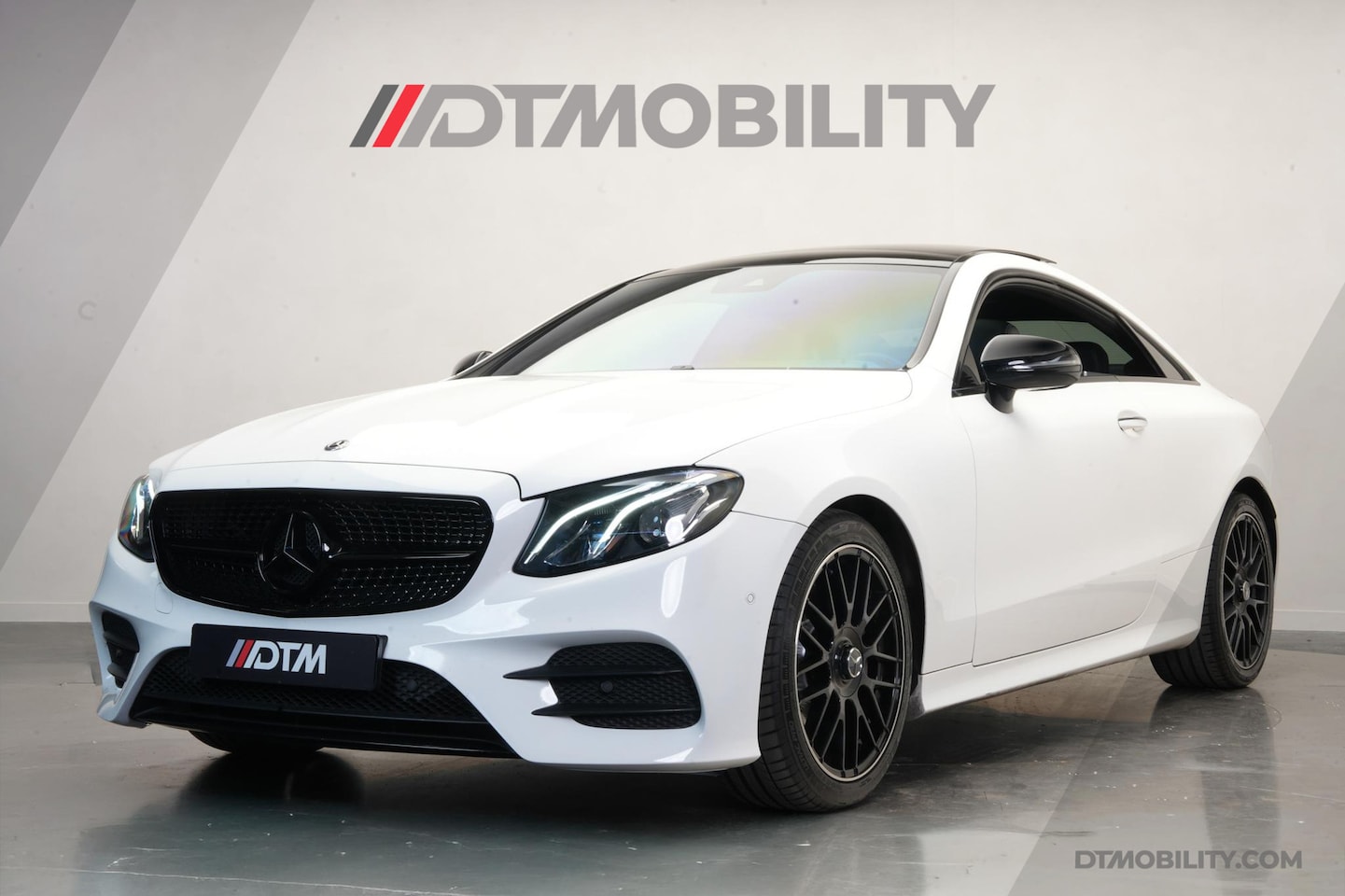 Mercedes-Benz E-klasse Coupé - 200 Premium Plus | AMG Night | Pano | Burmester - AutoWereld.nl