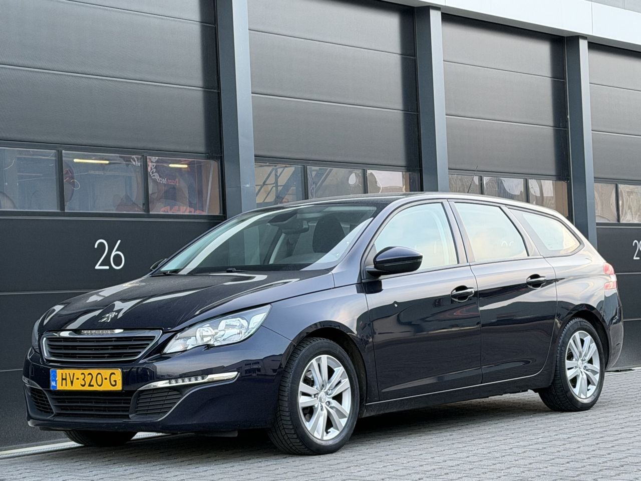 Peugeot 308 - 1.6 BlueHDI Blue Navi Clima PDC - AutoWereld.nl