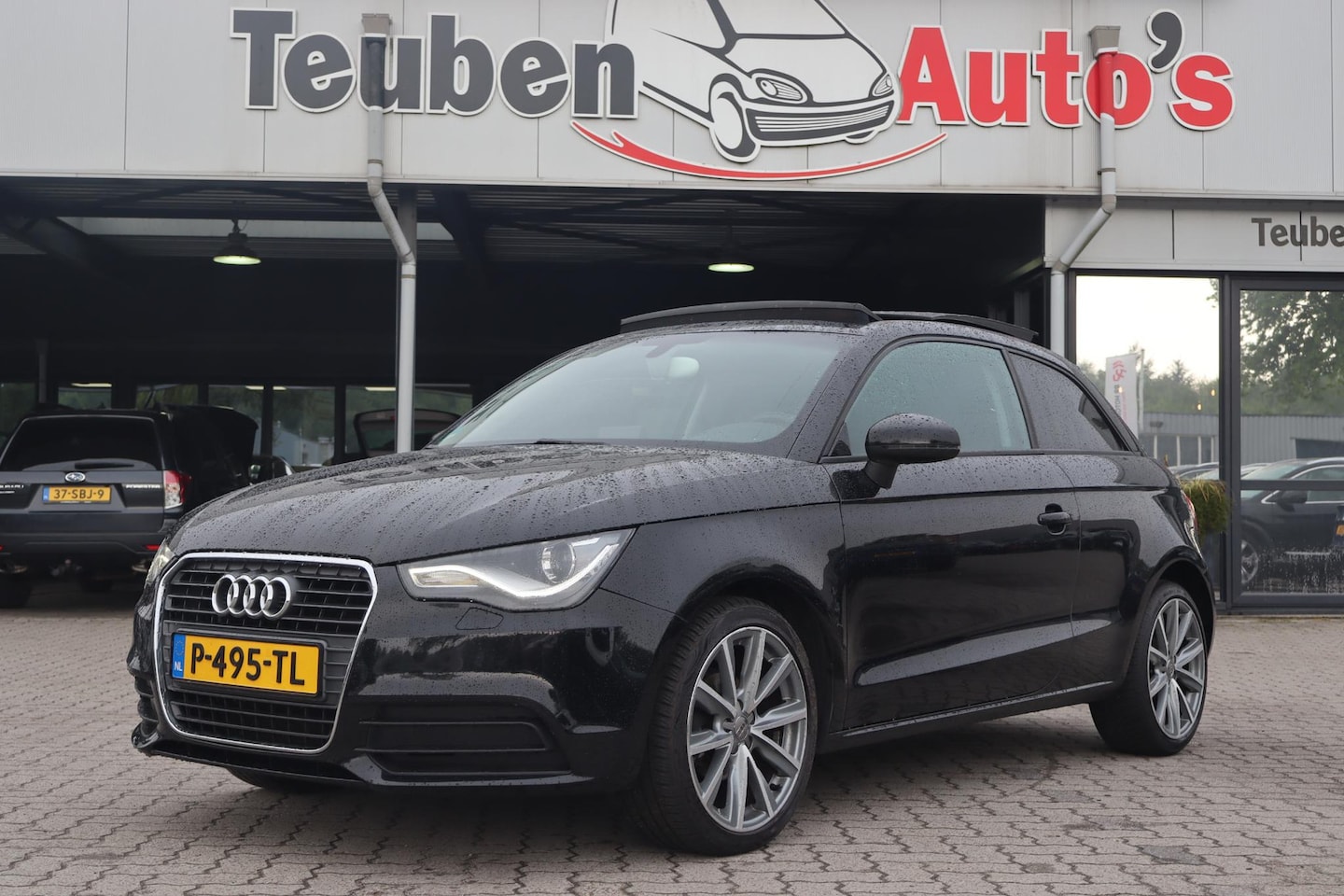Audi A1 - 1.2 TFSI Pro Line S | Elektrisch panoramadak | Navigatie | Stoelverwarming - AutoWereld.nl