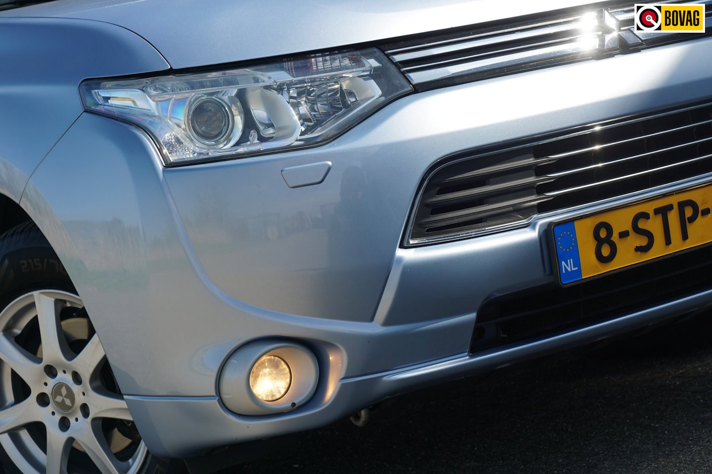 Mitsubishi Outlander - 2.0 PHEV Instyle+ | Cool Silver Metallic | NAV/Clima/Cruise/Bluetooth - Keurig! - AutoWereld.nl