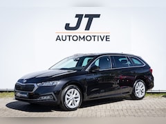 Skoda Octavia Combi - 1.0 e-TSI Bns Edition Trekhaak | Stoelverwarming | Camera | PDC | Voorruitverwarming | Ele
