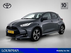 Toyota Yaris - Hybrid 115 First Edition | Navigatie | Lichtmetalen velgen |