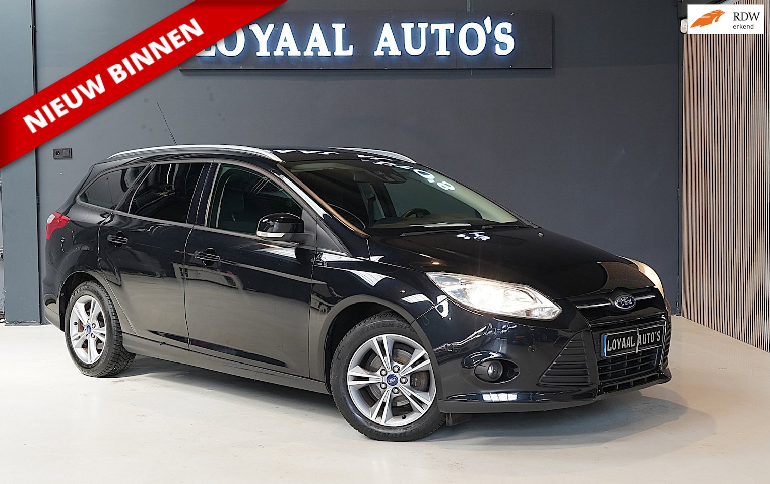 Ford Focus Wagon - 1.0 EcoBoost Titanium | CRUISE | AIRCO | TREKHAAK | PDC | STOELVERW. | APK. - AutoWereld.nl
