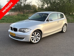 BMW 1-serie - 116i High Executive Trekhaak StoelVW Cruise