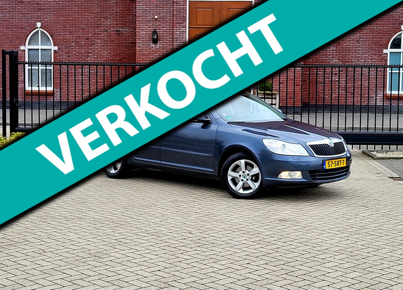 Skoda Octavia Combi - 1.4 TSI Greentech Elegance Business Line / 1e Eigenaar / Nieuwe Apk / Navi / Stoelverwarmi - AutoWereld.nl