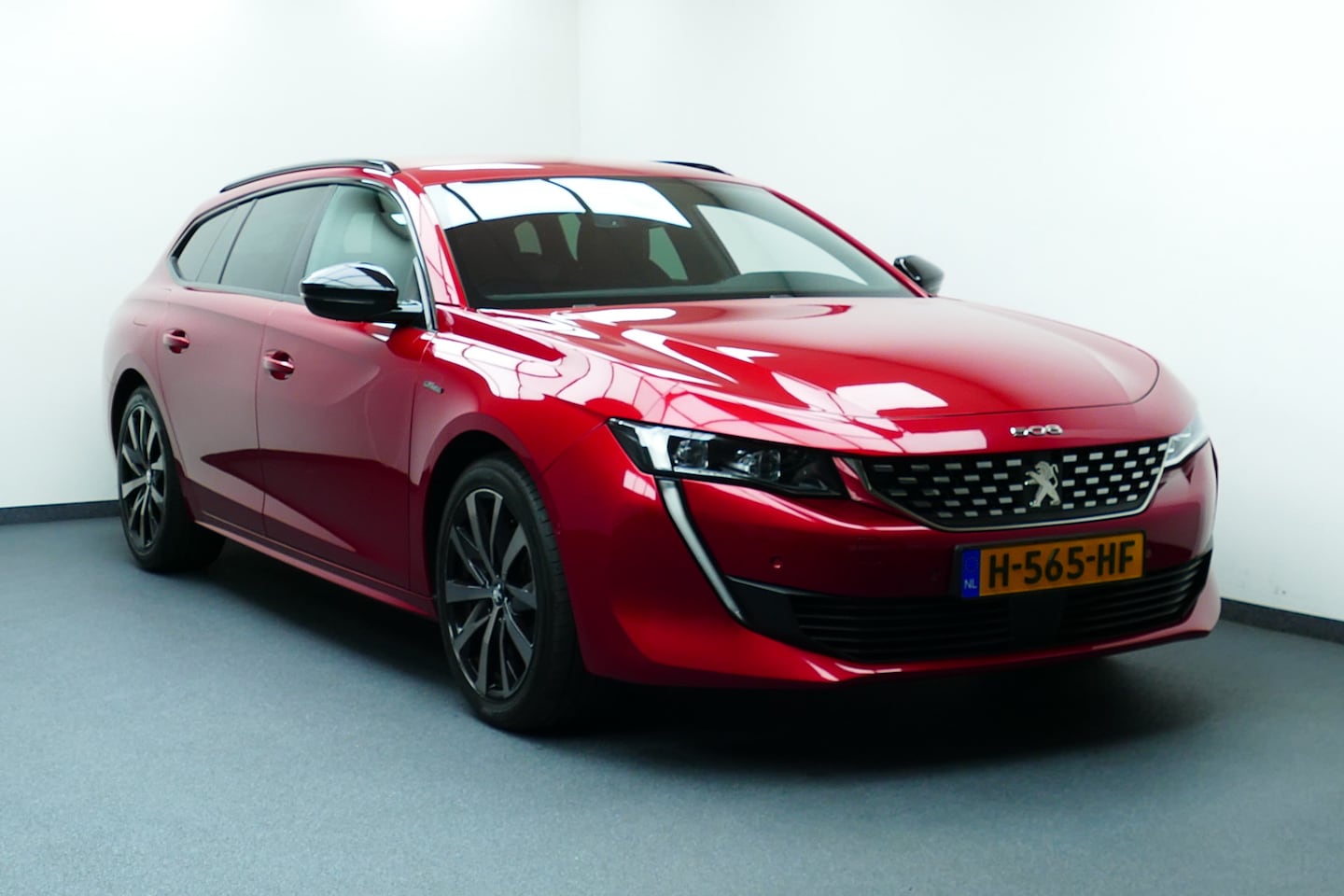 Peugeot 508 SW - 1.6 180pk GT-Line. Half Leer, Camera, StoelVerw, 18"LMV, Haak 1600kg - AutoWereld.nl