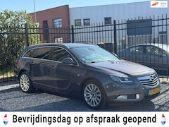 Opel Insignia Sports Tourer - 2.8 T Sport 4x4 AUTOMAATLEDXENONNAVIAPK
