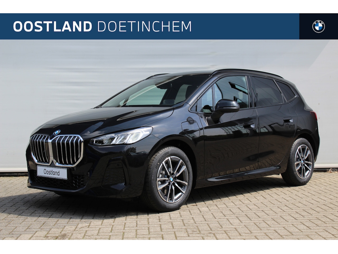BMW 2-serie Active Tourer - 225e xDrive M Sport Automaat / Trekhaak / Sportstoelen / Achteruitrijcamera / M Adaptief o - AutoWereld.nl