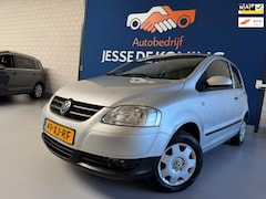 Volkswagen Fox - 1.2 Trendline /bj.2007 / airco / NAP met 137951 km.en APK tot 06/2027 / stuurbekrachtiging