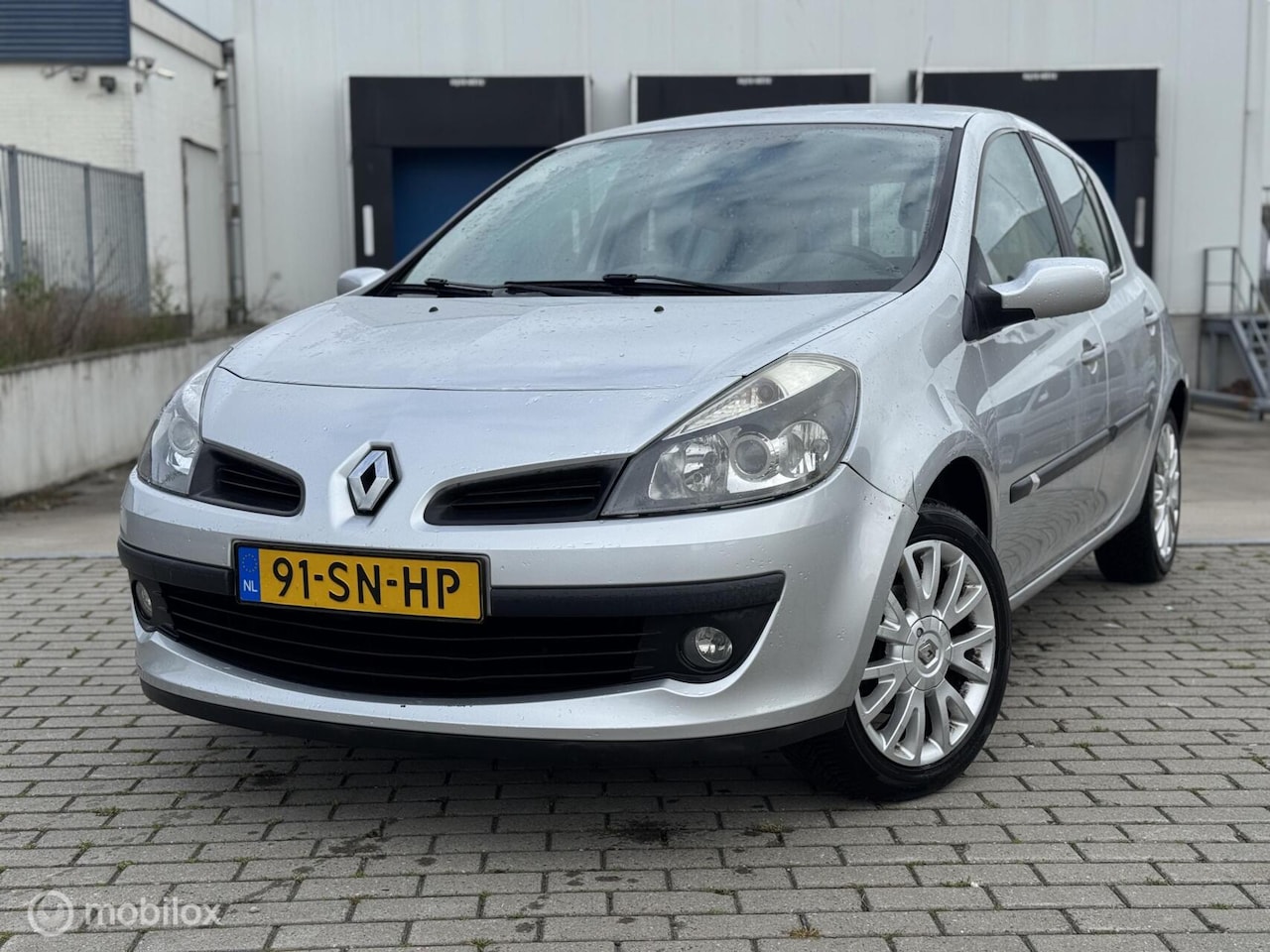 Renault Clio - 1.4-16V Dynamique Luxe Airco Trekhaak APK - AutoWereld.nl