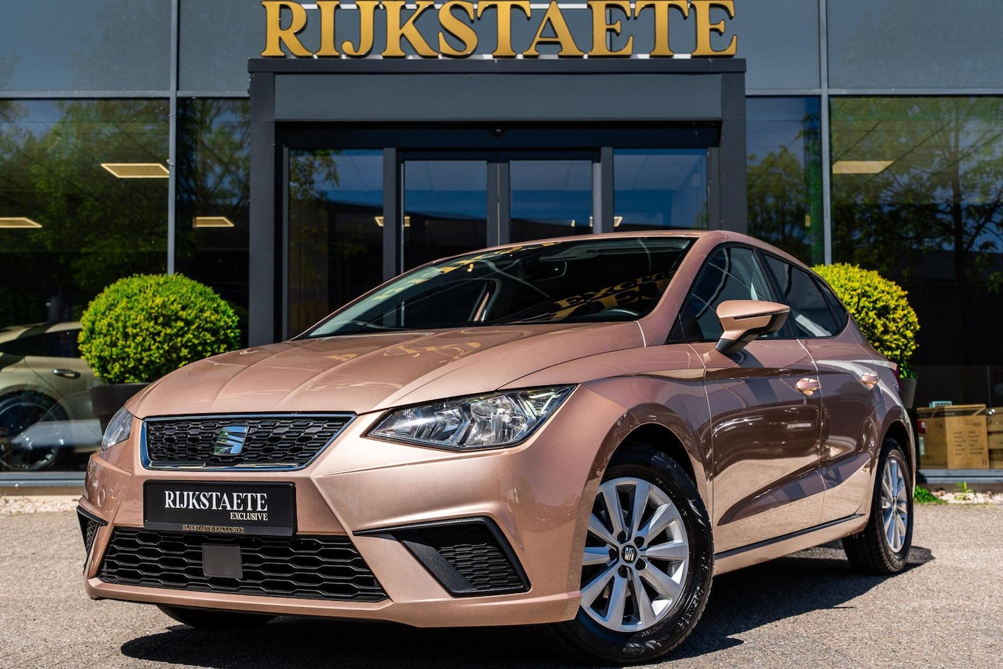 SEAT Ibiza - 1.0 MPI Reference|BLUETOOTH|15''|STOELVERW. - AutoWereld.nl