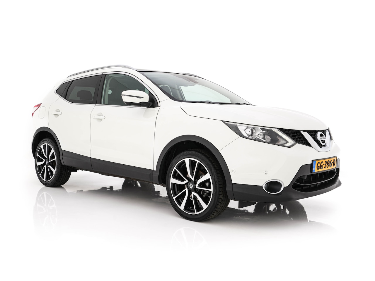 Nissan Qashqai - 1.2 Tekna *PANO | LEATHER | TOPVIEW | BLINDSPOT | LED-LIGHTS | NAVI-FULLMAP | HEATED-COMFO - AutoWereld.nl