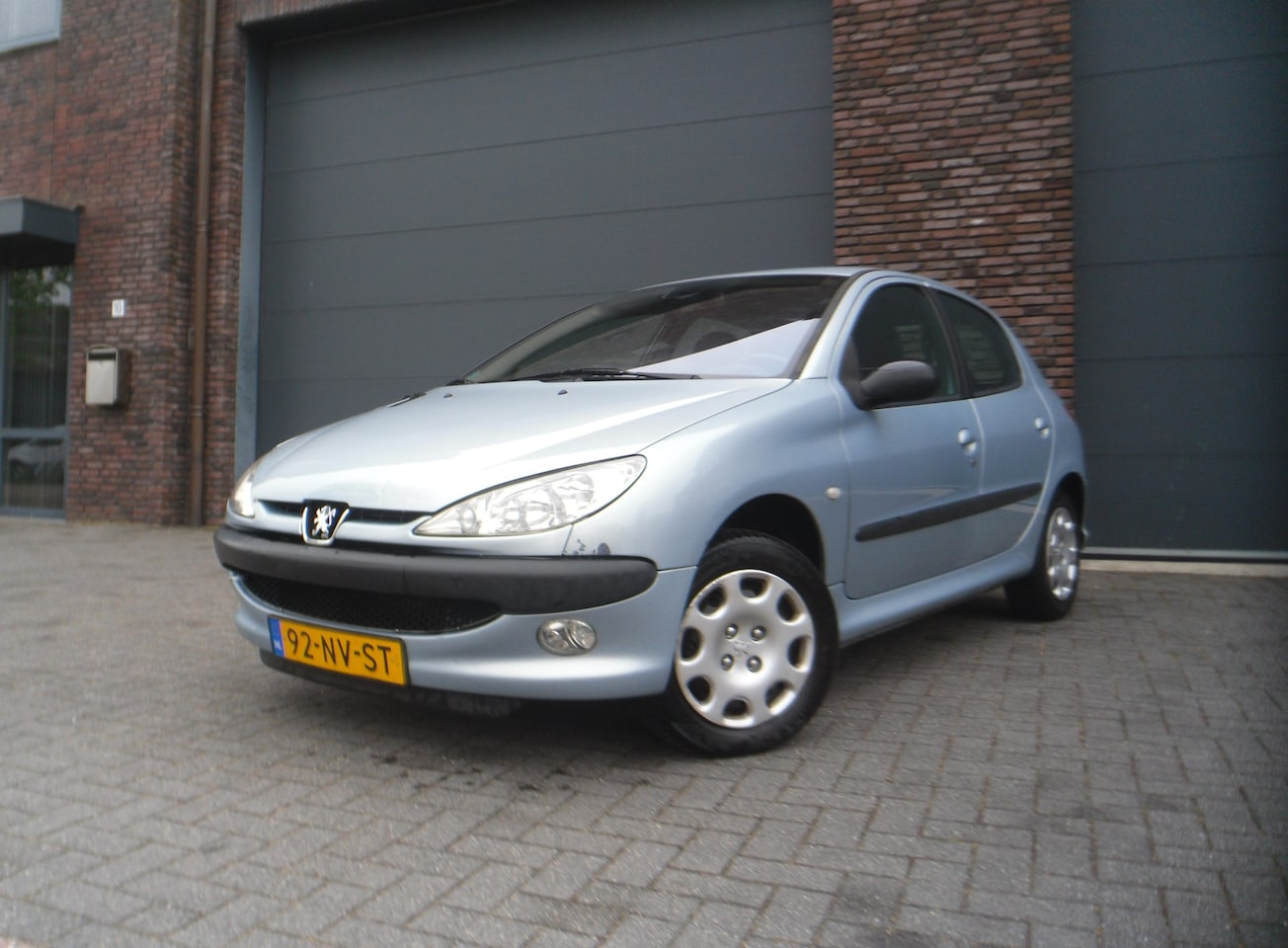 Peugeot 206 - 1.4-16V Gentry APK Nieuw - AutoWereld.nl
