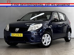 Dacia Sandero - 1.2/ D-Riem Verv 134.000KM/ Trekhaak/ Radio-AUX/ Deelbare Achterbank