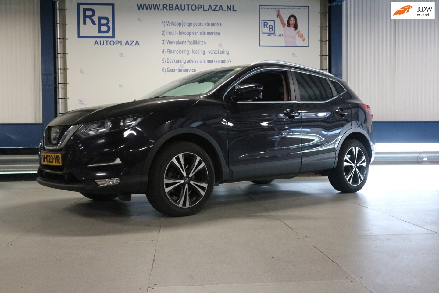 Nissan Qashqai - 1.2 N-Connecta / PANO / XENON / CAMERA / HAAK / LED / VOL ! ! ! - AutoWereld.nl
